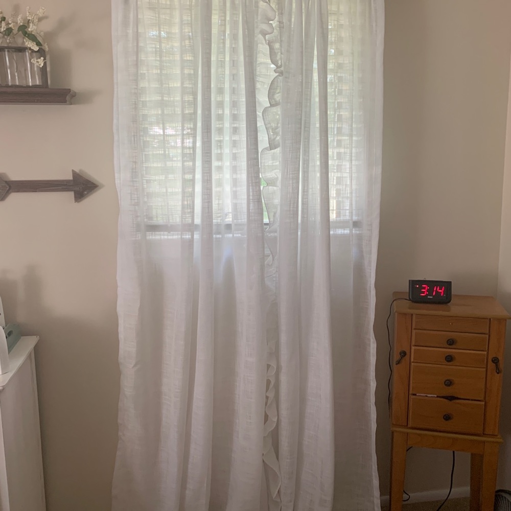 White curtain 4 panels